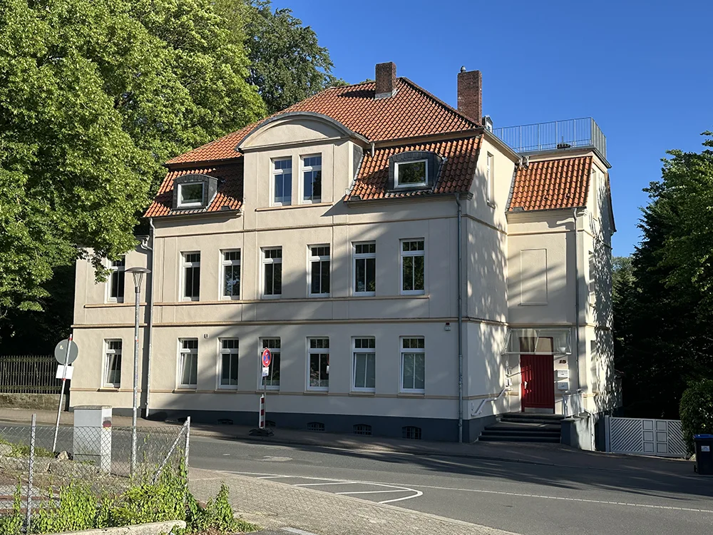 Historisches Mehrfamilienhaus in Top-Lage mit traumhaftem Grundstück