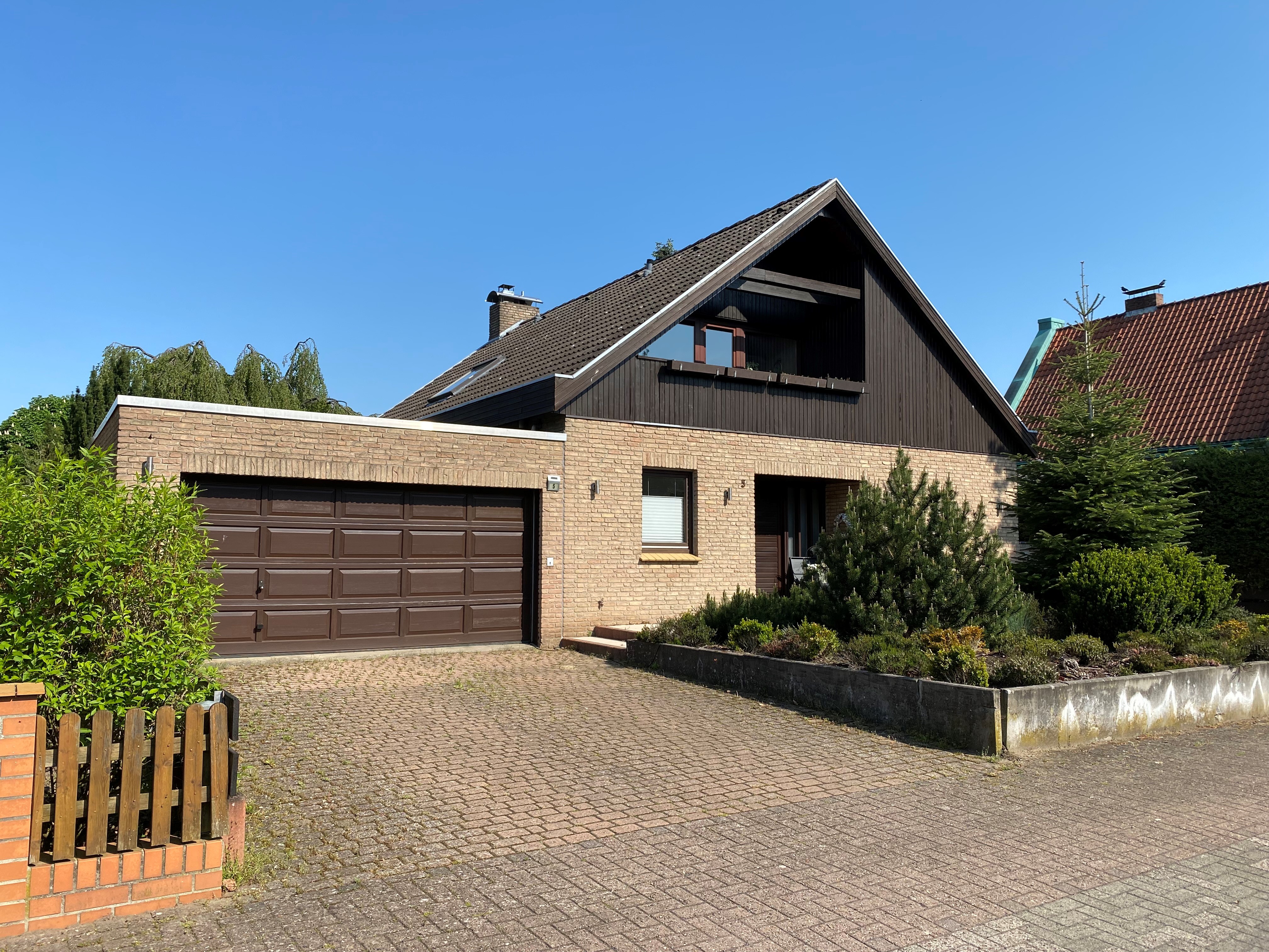 Einfamilienhaus mit Einliegerwohnung in Soltau