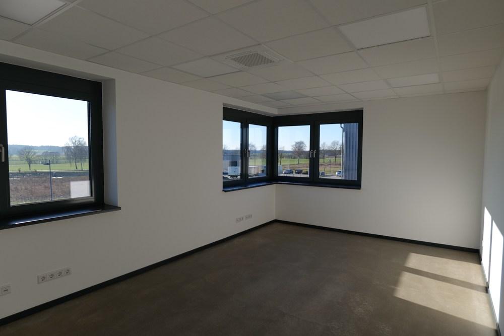 Hochwertig ausgestattete Neubau-Büroräume im 1. OG
