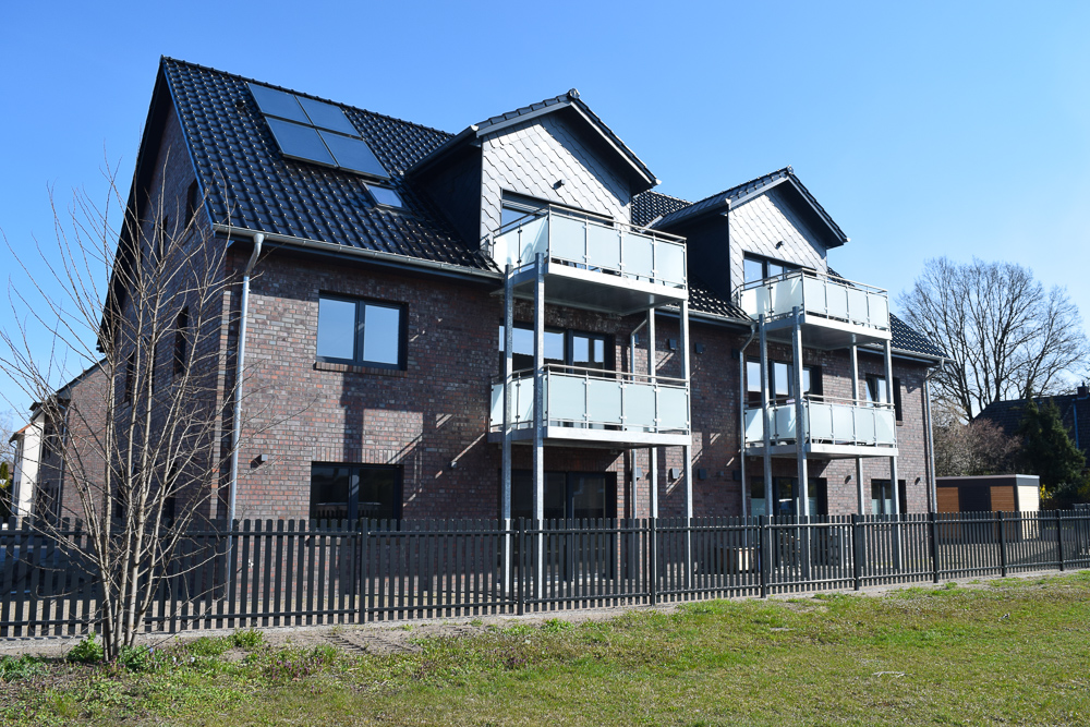 3-Zi.-Whg. mit Balkon und Fahrstuhl im 1. Obergeschoss
