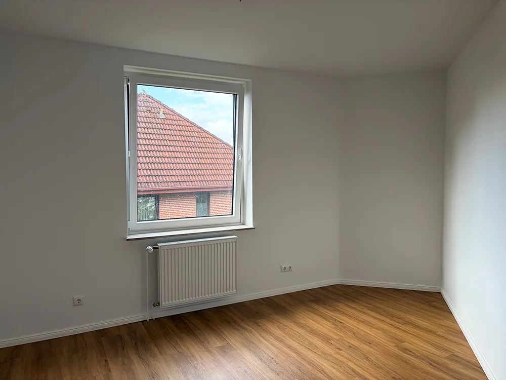 Attraktive 4-Zimmer-Wohnung im 2. OG mit Balkon